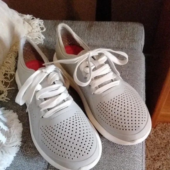 Women's GREY Light Ride by Crocs Athletic Shoes - Picture 1 of 1